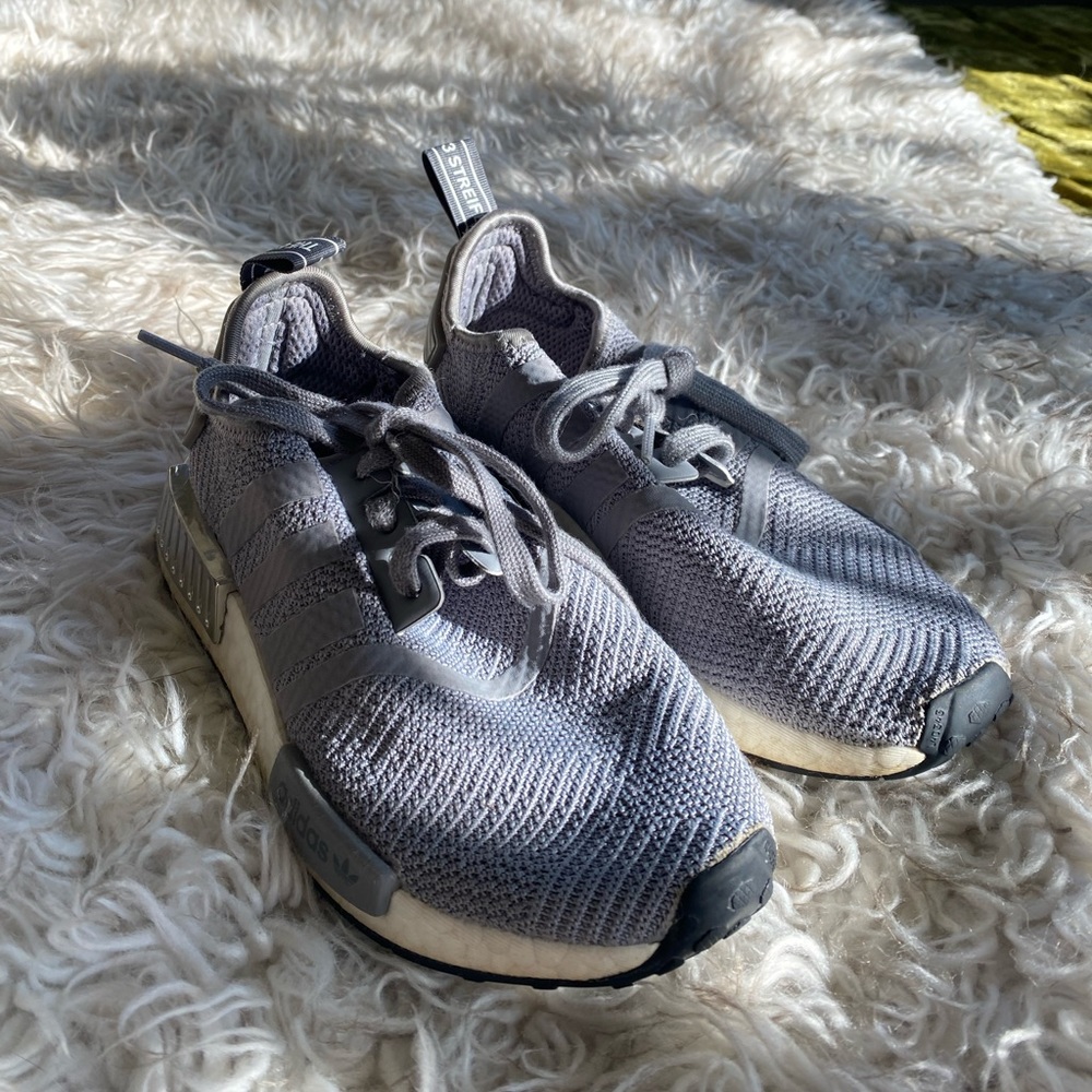 adidas grey nmds women’s 5.5